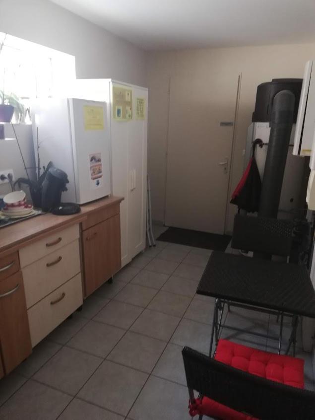 Chambre Avec Salle De Bain Privatisee Avec Petit Dejeuner Compris 옥손 외부 사진